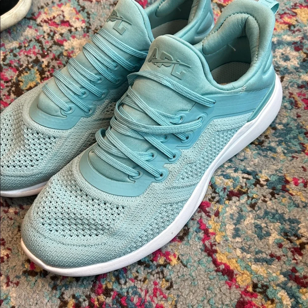 APL techloom‎ tracer sneakers ice blue